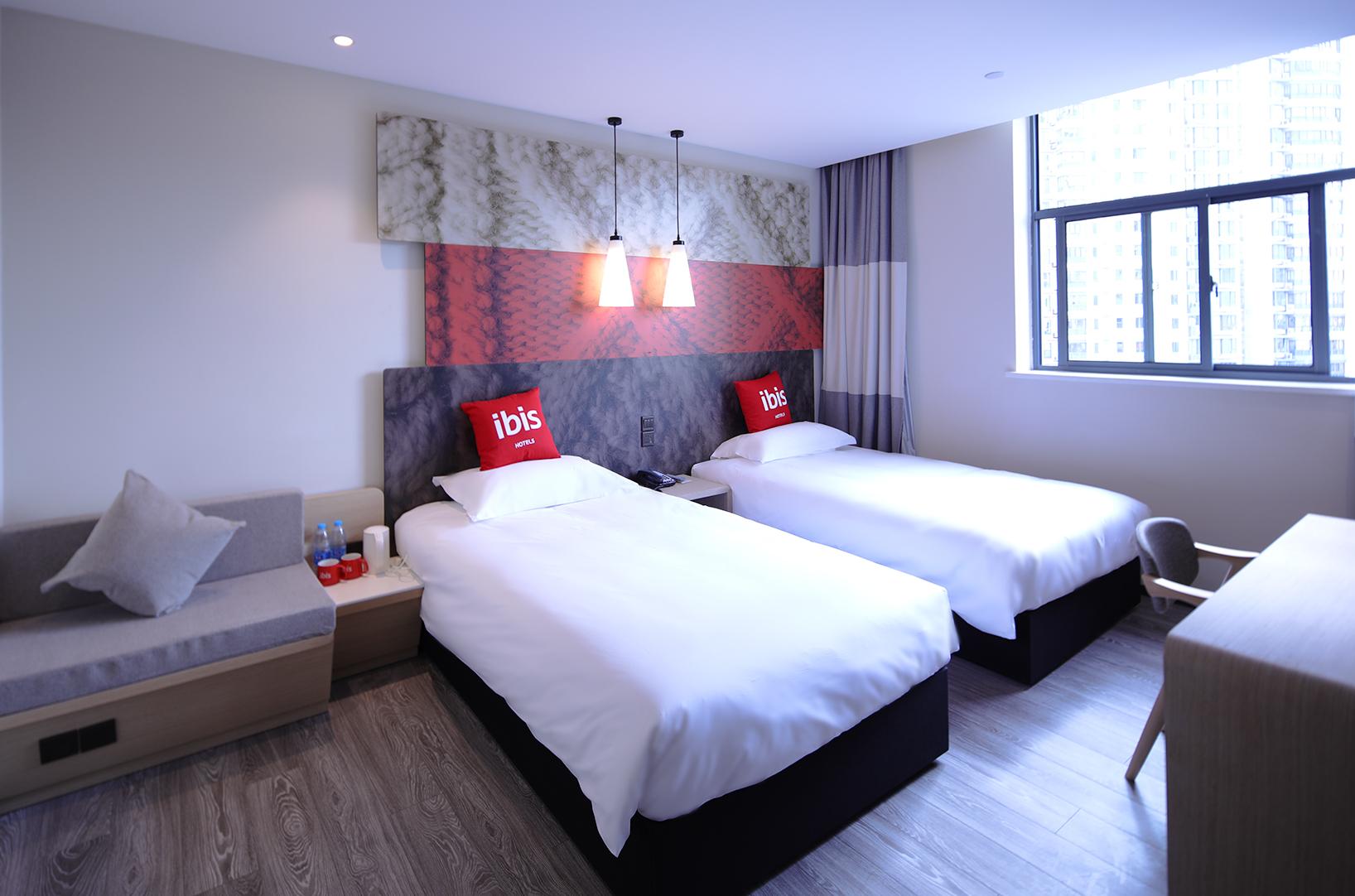 Ibis Shanghai Changshou Road Hotel ภายนอก รูปภาพ